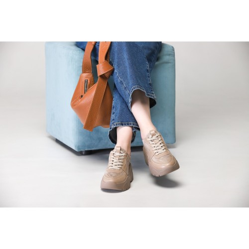 Кроссовки QUEEN капучино 3