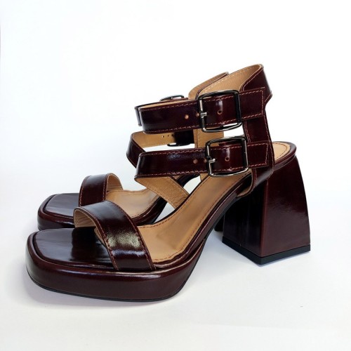 Lucky коричневі 1