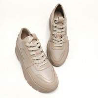 Кроссовки QUEEN капучино