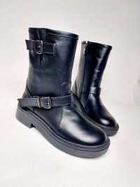 Напівчоботи URBAN, чорні