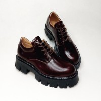 Туфлі Derbi 21021 шоколадні